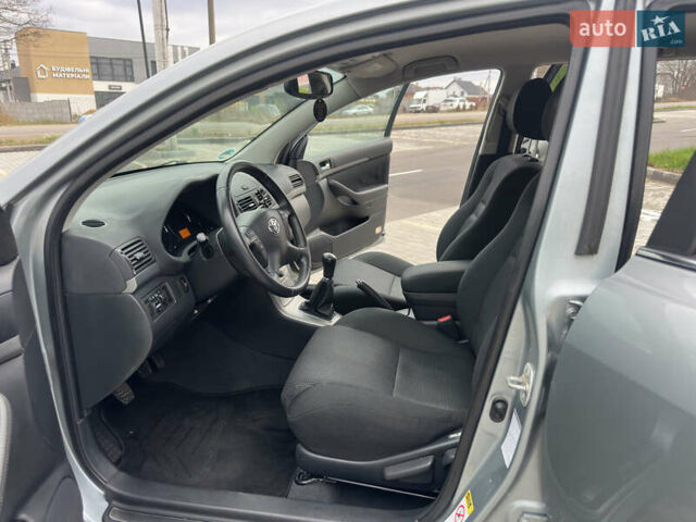 Серый Тойота Авенсис, объемом двигателя 1.8 л и пробегом 203 тыс. км за 7499 $, фото 15 на Automoto.ua