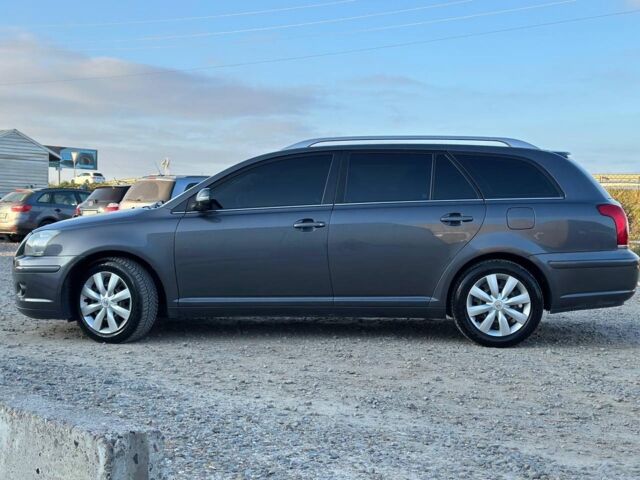 Серый Тойота Авенсис, объемом двигателя 2 л и пробегом 309 тыс. км за 7290 $, фото 4 на Automoto.ua