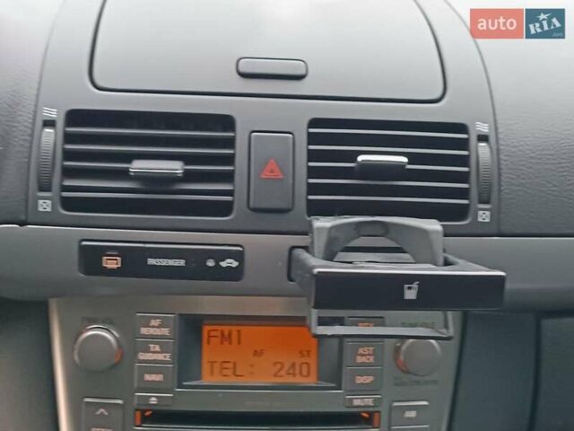 Сірий Тойота Авенсіс, об'ємом двигуна 2 л та пробігом 353 тис. км за 6450 $, фото 26 на Automoto.ua