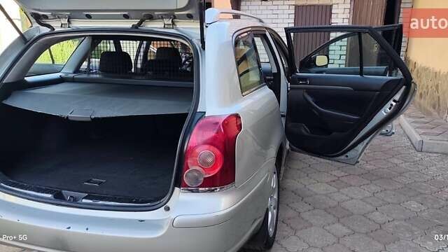Сірий Тойота Авенсіс, об'ємом двигуна 2 л та пробігом 350 тис. км за 6500 $, фото 6 на Automoto.ua