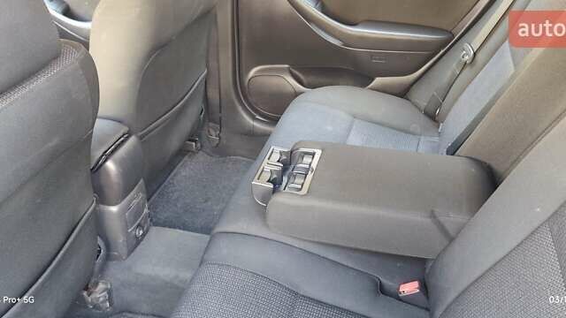 Сірий Тойота Авенсіс, об'ємом двигуна 2 л та пробігом 350 тис. км за 6500 $, фото 11 на Automoto.ua