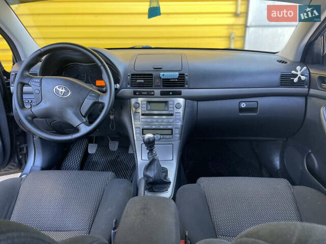 Сірий Тойота Авенсіс, об'ємом двигуна 2 л та пробігом 295 тис. км за 6700 $, фото 24 на Automoto.ua