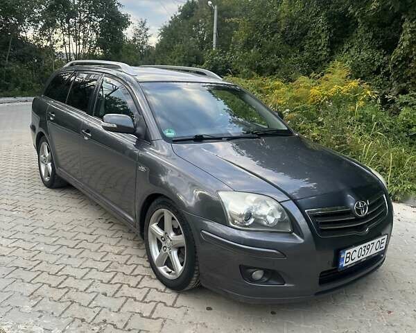 Сірий Тойота Авенсіс, об'ємом двигуна 2.2 л та пробігом 270 тис. км за 6900 $, фото 1 на Automoto.ua