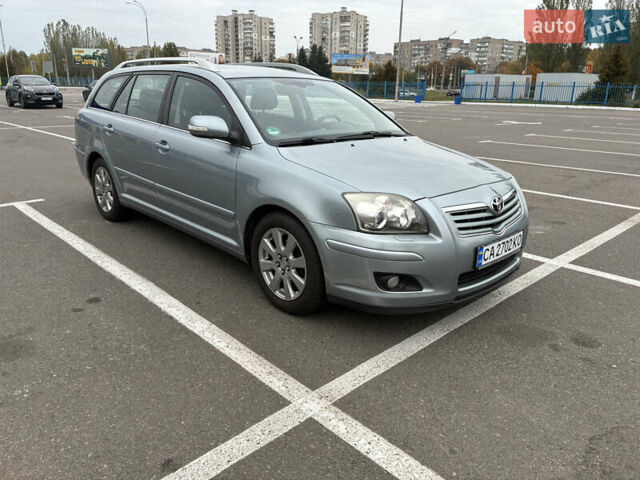 Серый Тойота Авенсис, объемом двигателя 1.79 л и пробегом 210 тыс. км за 7300 $, фото 1 на Automoto.ua