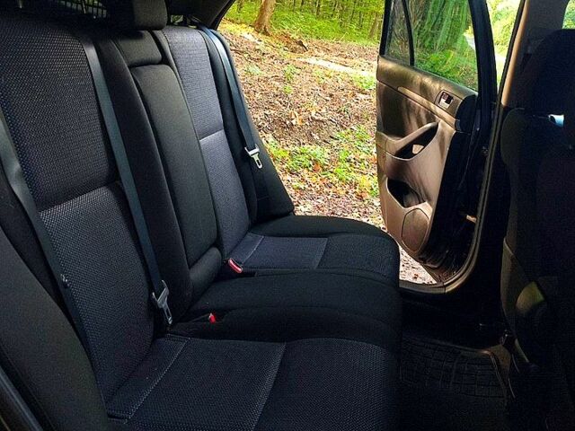 Сірий Тойота Авенсіс, об'ємом двигуна 2.2 л та пробігом 219 тис. км за 7300 $, фото 6 на Automoto.ua