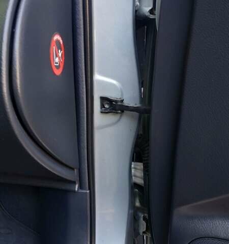 Сірий Тойота Авенсіс, об'ємом двигуна 2 л та пробігом 409 тис. км за 7000 $, фото 108 на Automoto.ua