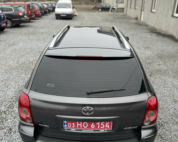 Серый Тойота Авенсис, объемом двигателя 2 л и пробегом 194 тыс. км за 7800 $, фото 14 на Automoto.ua