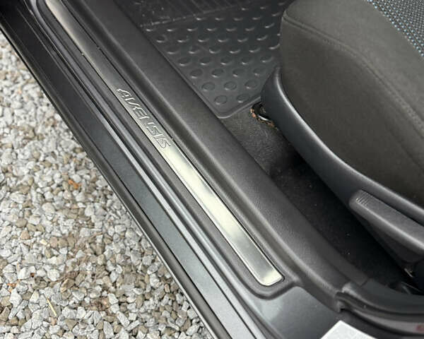 Серый Тойота Авенсис, объемом двигателя 2 л и пробегом 194 тыс. км за 7800 $, фото 126 на Automoto.ua