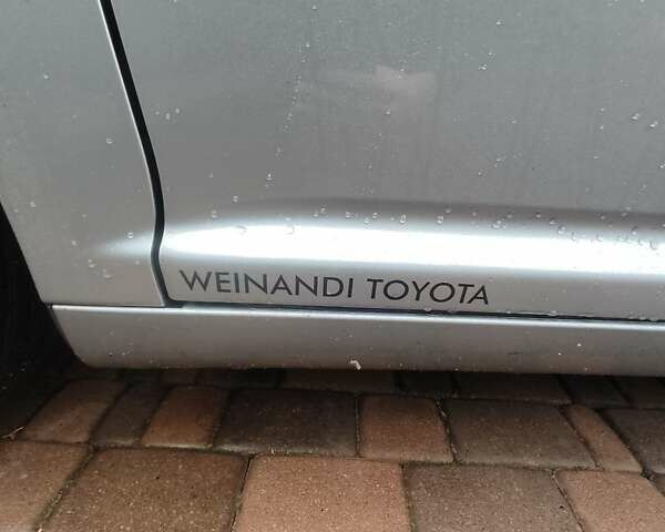 Серый Тойота Авенсис, объемом двигателя 1.8 л и пробегом 205 тыс. км за 7650 $, фото 17 на Automoto.ua