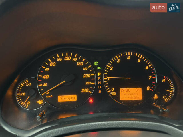 Серый Тойота Авенсис, объемом двигателя 2 л и пробегом 194 тыс. км за 7800 $, фото 116 на Automoto.ua
