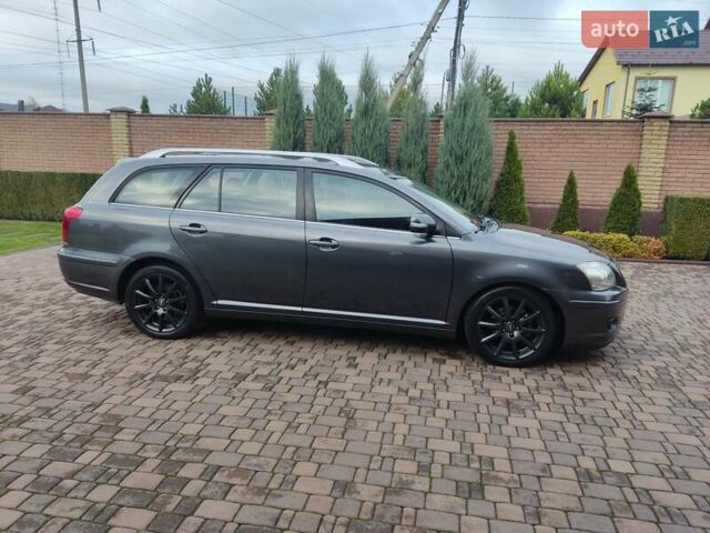 Сірий Тойота Авенсіс, об'ємом двигуна 1.8 л та пробігом 212 тис. км за 7700 $, фото 2 на Automoto.ua