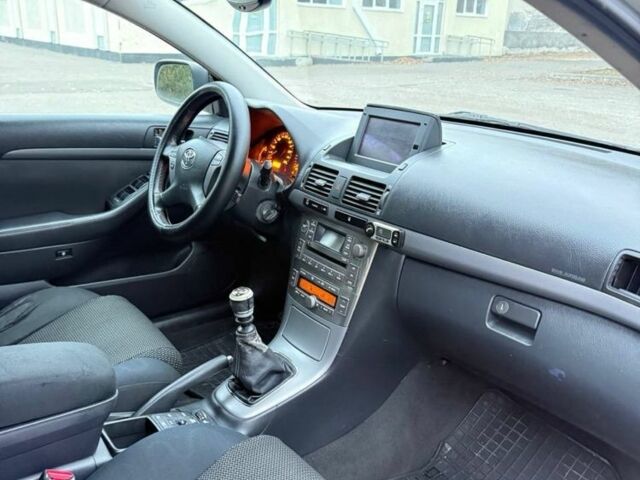 Серый Тойота Авенсис, объемом двигателя 2.2 л и пробегом 300 тыс. км за 3400 $, фото 15 на Automoto.ua