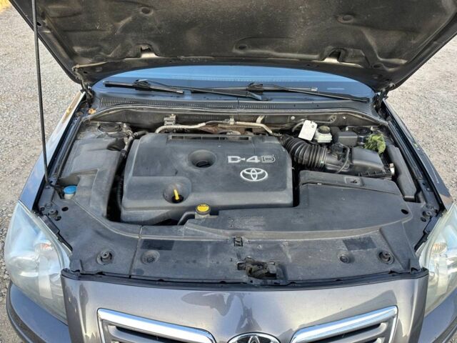 Серый Тойота Авенсис, объемом двигателя 2 л и пробегом 309 тыс. км за 7290 $, фото 35 на Automoto.ua