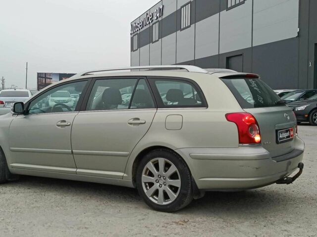 Серый Тойота Авенсис, объемом двигателя 2 л и пробегом 353 тыс. км за 6450 $, фото 5 на Automoto.ua