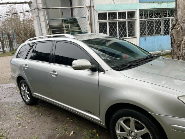 Серый Тойота Авенсис, объемом двигателя 2 л и пробегом 292 тыс. км за 6750 $, фото 7 на Automoto.ua