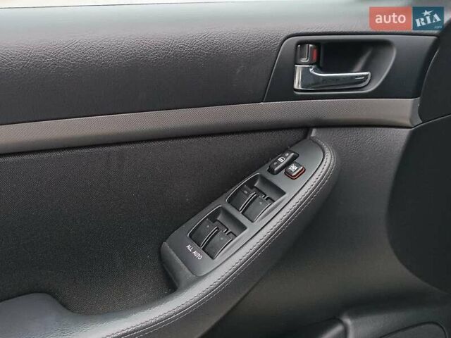 Сірий Тойота Авенсіс, об'ємом двигуна 2 л та пробігом 353 тис. км за 6450 $, фото 20 на Automoto.ua