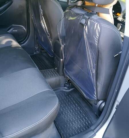 Сірий Тойота Авенсіс, об'ємом двигуна 2 л та пробігом 409 тис. км за 7000 $, фото 89 на Automoto.ua