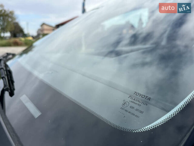 Сірий Тойота Авенсіс, об'ємом двигуна 1.8 л та пробігом 233 тис. км за 7700 $, фото 15 на Automoto.ua