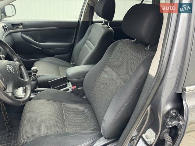 Серый Тойота Авенсис, объемом двигателя 2.23 л и пробегом 340 тыс. км за 4500 $, фото 19 на Automoto.ua