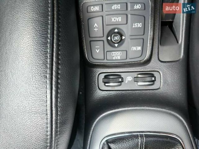 Серый Тойота Авенсис, объемом двигателя 2.2 л и пробегом 335 тыс. км за 6950 $, фото 39 на Automoto.ua