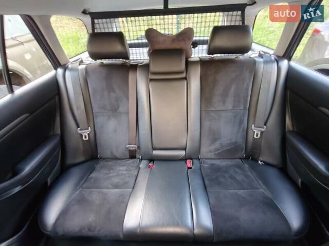 Серый Тойота Авенсис, объемом двигателя 2.2 л и пробегом 335 тыс. км за 6950 $, фото 14 на Automoto.ua