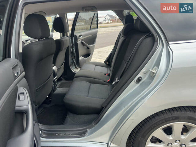 Серый Тойота Авенсис, объемом двигателя 1.8 л и пробегом 203 тыс. км за 7499 $, фото 16 на Automoto.ua