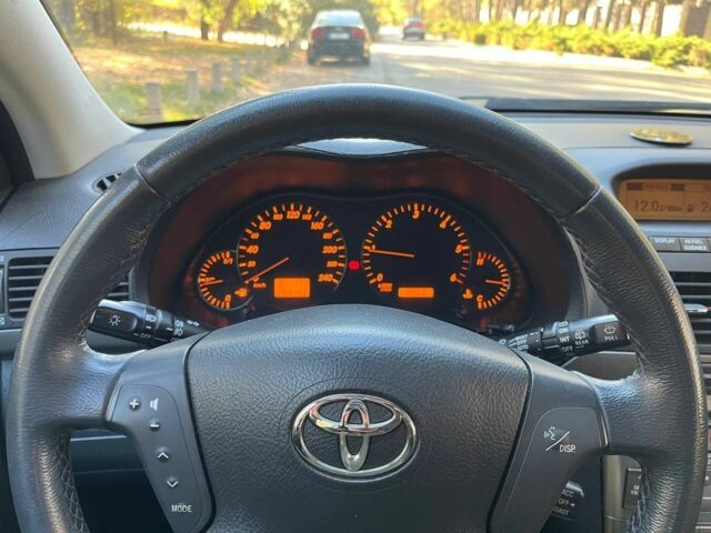 Серый Тойота Авенсис, объемом двигателя 0 л и пробегом 280 тыс. км за 2700 $, фото 12 на Automoto.ua