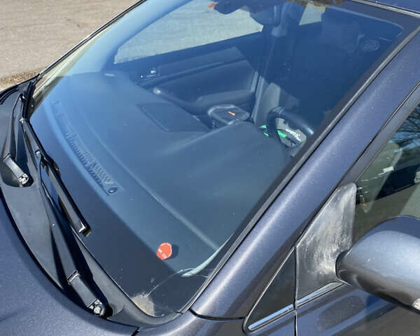 Серый Тойота Авенсис, объемом двигателя 2 л и пробегом 260 тыс. км за 6500 $, фото 11 на Automoto.ua