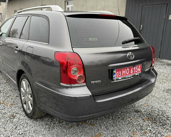 Серый Тойота Авенсис, объемом двигателя 2 л и пробегом 194 тыс. км за 7800 $, фото 54 на Automoto.ua