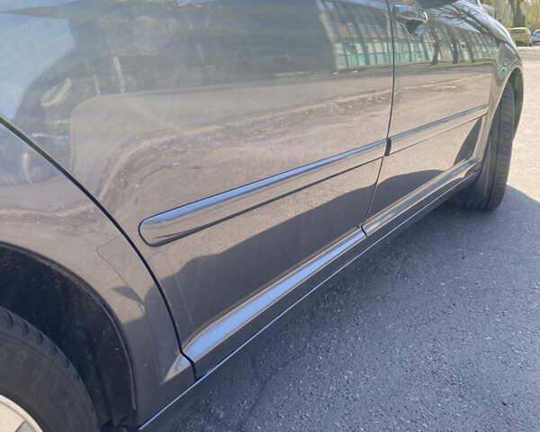 Серый Тойота Авенсис, объемом двигателя 2 л и пробегом 260 тыс. км за 6500 $, фото 7 на Automoto.ua