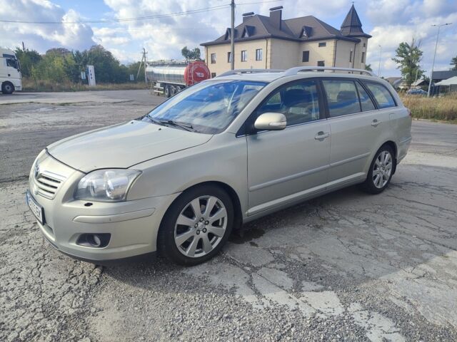 Серый Тойота Авенсис, объемом двигателя 2 л и пробегом 325 тыс. км за 5700 $, фото 6 на Automoto.ua