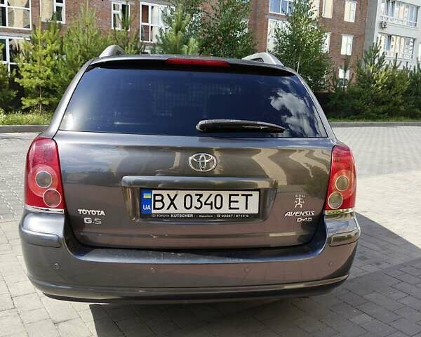 Серый Тойота Авенсис, объемом двигателя 2.2 л и пробегом 335 тыс. км за 6950 $, фото 22 на Automoto.ua
