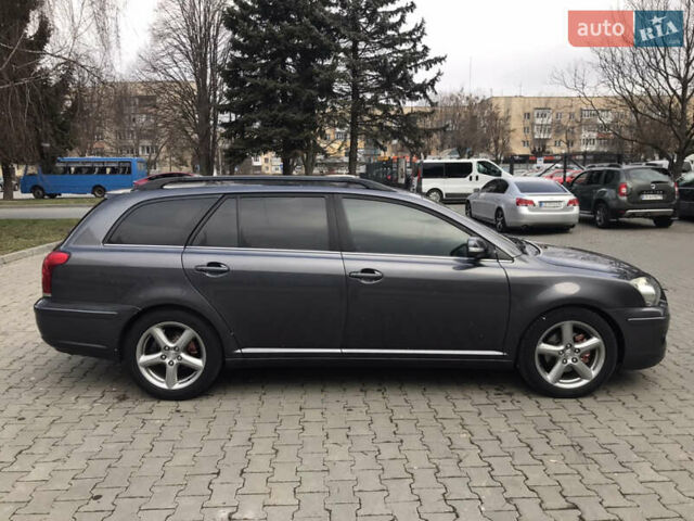 Серый Тойота Авенсис, объемом двигателя 2.2 л и пробегом 225 тыс. км за 7900 $, фото 1 на Automoto.ua