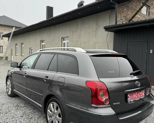 Серый Тойота Авенсис, объемом двигателя 2 л и пробегом 194 тыс. км за 7800 $, фото 18 на Automoto.ua