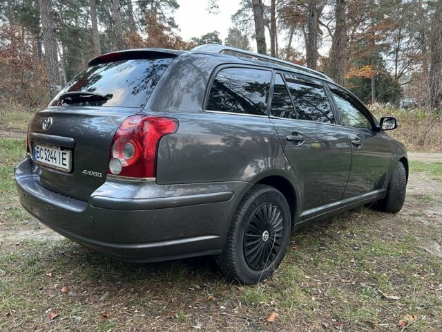 Серый Тойота Авенсис, объемом двигателя 1.8 л и пробегом 315 тыс. км за 5900 $, фото 9 на Automoto.ua