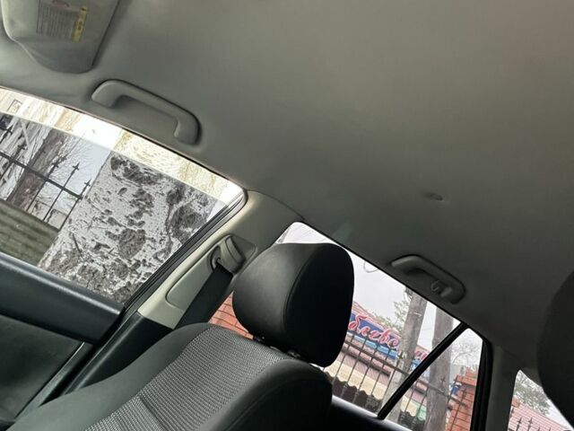 Серый Тойота Авенсис, объемом двигателя 2 л и пробегом 292 тыс. км за 6750 $, фото 5 на Automoto.ua