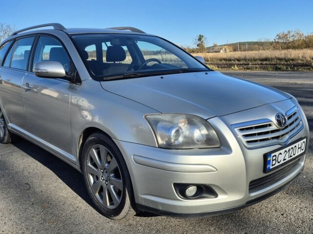 Серый Тойота Авенсис, объемом двигателя 2 л и пробегом 259 тыс. км за 7500 $, фото 1 на Automoto.ua