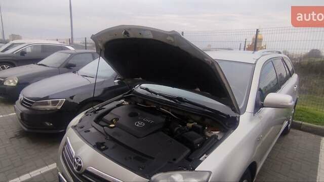 Серый Тойота Авенсис, объемом двигателя 2.23 л и пробегом 292 тыс. км за 6500 $, фото 11 на Automoto.ua