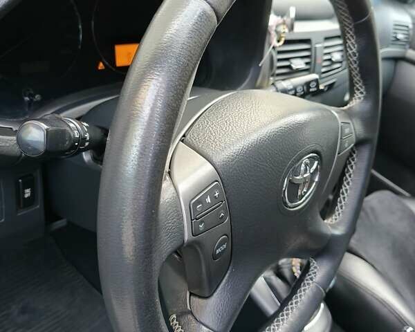 Серый Тойота Авенсис, объемом двигателя 2.2 л и пробегом 335 тыс. км за 6950 $, фото 35 на Automoto.ua