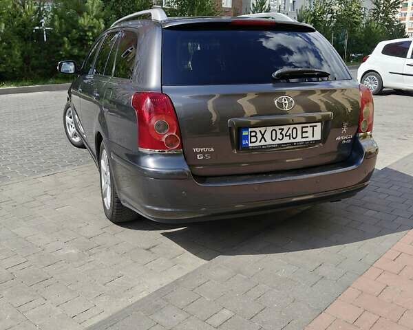 Серый Тойота Авенсис, объемом двигателя 2.2 л и пробегом 335 тыс. км за 6950 $, фото 23 на Automoto.ua