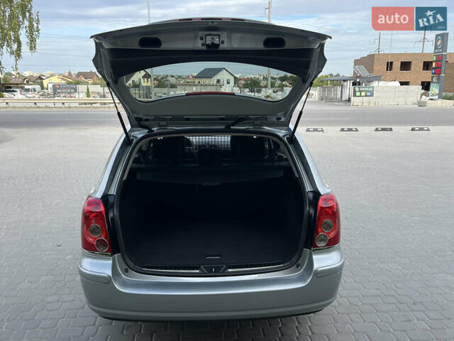 Сірий Тойота Авенсіс, об'ємом двигуна 1.8 л та пробігом 233 тис. км за 7700 $, фото 34 на Automoto.ua