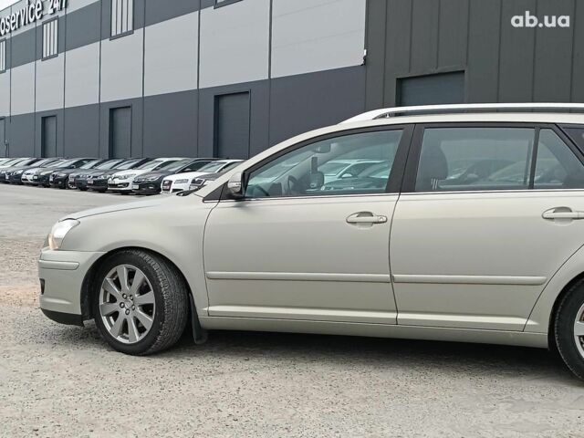 Серый Тойота Авенсис, объемом двигателя 2 л и пробегом 353 тыс. км за 6450 $, фото 3 на Automoto.ua