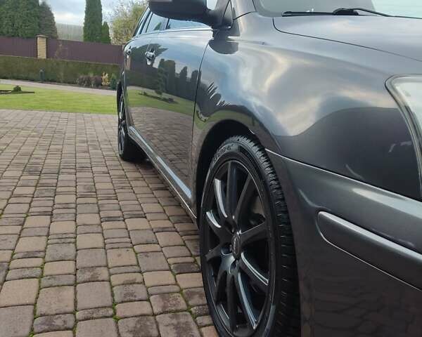 Сірий Тойота Авенсіс, об'ємом двигуна 1.8 л та пробігом 212 тис. км за 7700 $, фото 13 на Automoto.ua