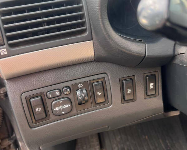 Серый Тойота Авенсис, объемом двигателя 2.2 л и пробегом 347 тыс. км за 5500 $, фото 6 на Automoto.ua