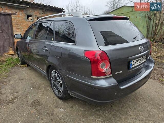 Серый Тойота Авенсис, объемом двигателя 2.2 л и пробегом 340 тыс. км за 3999 $, фото 3 на Automoto.ua