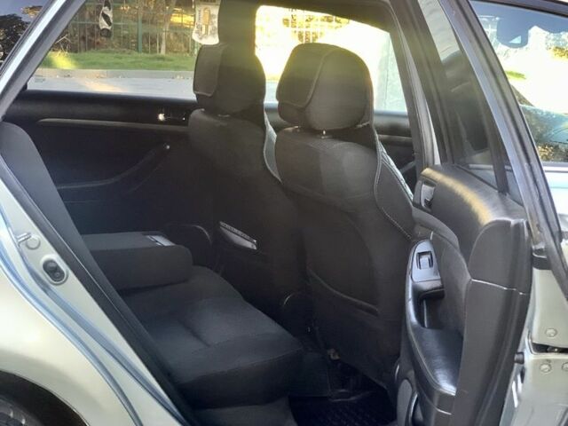 Сірий Тойота Авенсіс, об'ємом двигуна 2 л та пробігом 194 тис. км за 5500 $, фото 21 на Automoto.ua