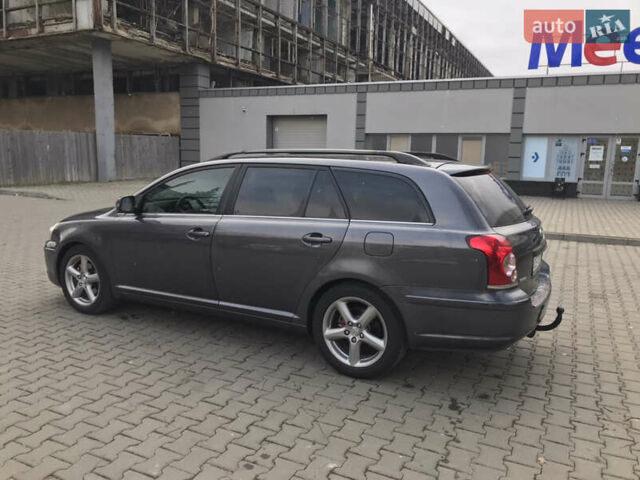 Серый Тойота Авенсис, объемом двигателя 2.2 л и пробегом 225 тыс. км за 7900 $, фото 2 на Automoto.ua