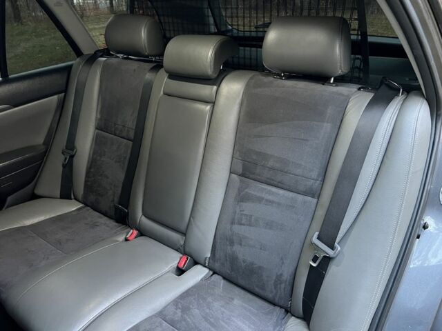 Серый Тойота Авенсис, объемом двигателя 1.8 л и пробегом 315 тыс. км за 5900 $, фото 6 на Automoto.ua