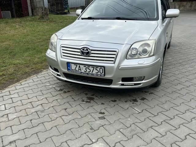 Серый Тойота Авенсис, объемом двигателя 2.2 л и пробегом 350 тыс. км за 2400 $, фото 2 на Automoto.ua