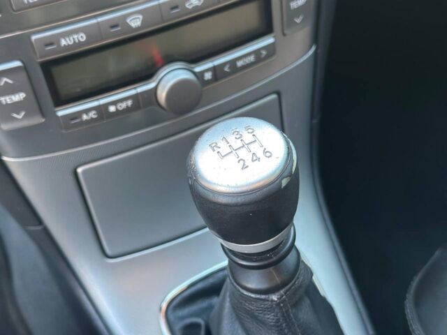 Серый Тойота Авенсис, объемом двигателя 2 л и пробегом 309 тыс. км за 7290 $, фото 31 на Automoto.ua